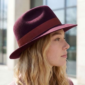 Roter Fedora-Hut Damen Roter Fedora-Hut Damen