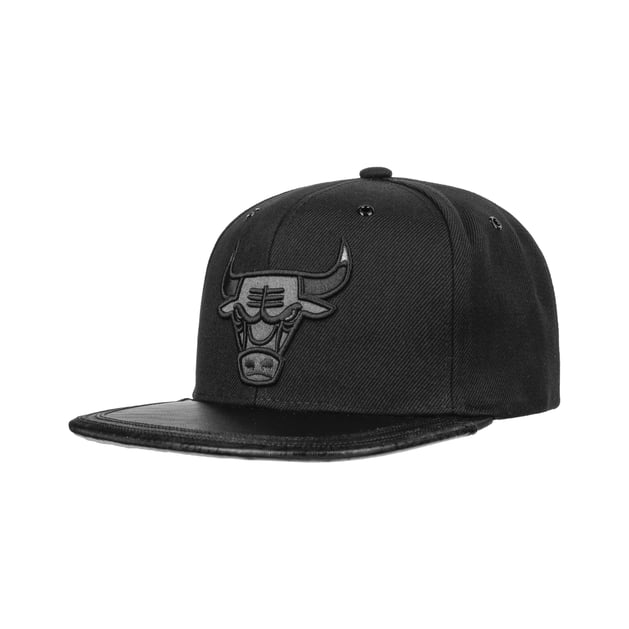 All black chicago bulls hat online